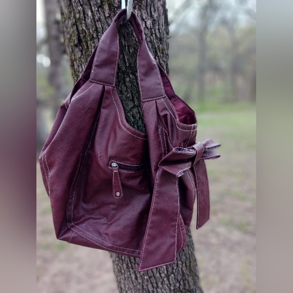 Super Cute Ion Bow Bag